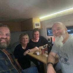 Lkw-Insel der Glückseligen