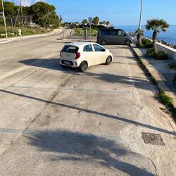 So parkt man in Sizilien platzsparend
