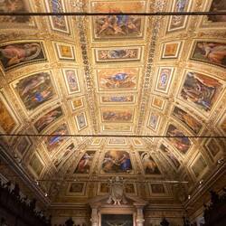 Devotionalienraum an der Basilika