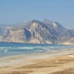 On the way to Fizayah beach