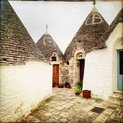 Trullis wohin das Auge blickt