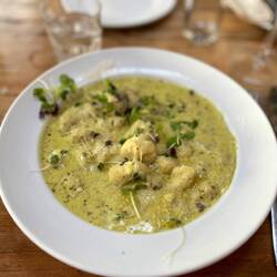 gnocchi mit creamy pesto