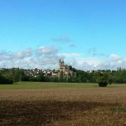 Blick auf St. Lubentius in Dietkirchen kurz vor Limburg
