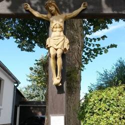 Eines der vielen Jesus-Figuren in dieser Gegend