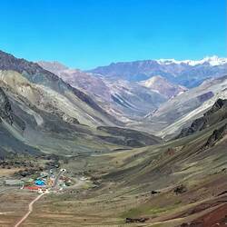 Blick Richtung Chile: Die Tunnel verbindet Argentinien mit Chile.