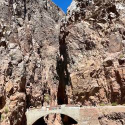 Nur Fussgänger benützen diese Brücke noch.