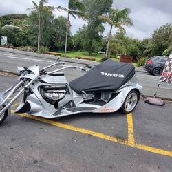 Es gibt hier auch absonderliche Biker