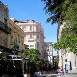 Street scenes around Old Havana.