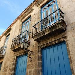 Street scenes around Old Havana.