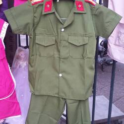 Hier ist die Grundausstattung für den kleinen Vietcong erhältlich