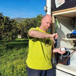 Tauchpumpe Nummer 2 innerhalb 4 Monaten defekt.