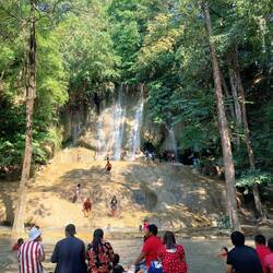 Wasserfall Namtok Sai Yok Noi