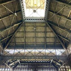 Dachkonstruktion der Markthalle