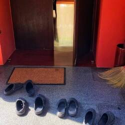 Der Roomservice ist da - Fachkräftemangel scheint hier kein Thema zu sein...