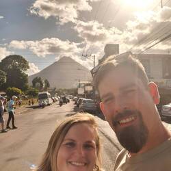Selfie mit dem Arenal Vulkan 🌋