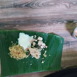 Natürlich wird mit den Händen gegessen ☺️