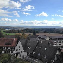 Ich habe ein schönes Zimmer mit einer herrlichen Aussicht auf den Mindelsee