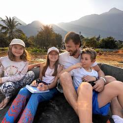 Encore un peu de stop pour rentrer à Vang Vieng