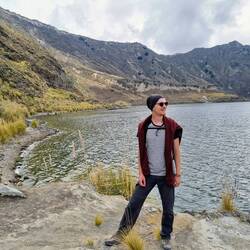 Wir wandern zum Ufer runter