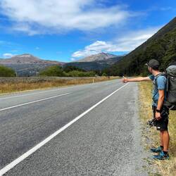 Auto-stop pour sortir du trail et aller à Arthur's Pass