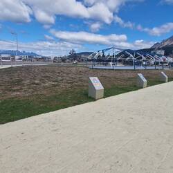 Die Wappen der 21 Provinzen von Argentinien.
