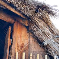 Die Häuser wurden früher mit Schilf gedeckt.