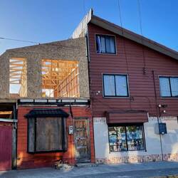 Ein neuer Stock wird aufgesetzt. Holzbauweise.