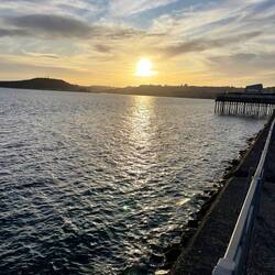 Sonnenuntergang ist momentan gegen 20.30 Uhr.