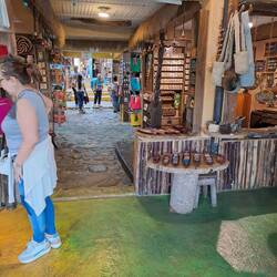 Einer der vielen Shops, die sind tw. mega verwinkelt und auf mehreren Etagen