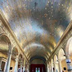 Sternengewölbe der Kirche