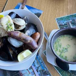 Curanto, das typische Nationalgericht auf der Insel Chiloe.