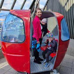 Kleine, rote Gondel.