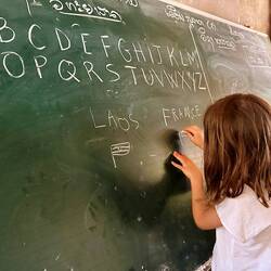 Agathe, au tableau! Tout le monde participe ☺️