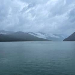 Hier wäre das grosse Becken und viiiiiiel Platz!