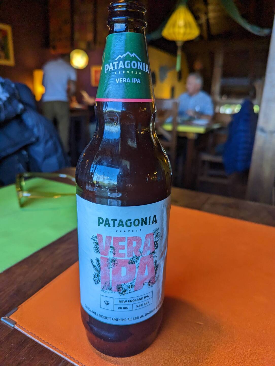 die 0,75l Flaschen Bier kennen schon aus Peru