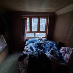 Unser Zimmerchen (leider nur mit eiskalter shower)