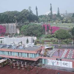 Das CR7 Hotel , rechts CR7 Museum