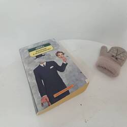 Даже потеряшки здесь свои, особые