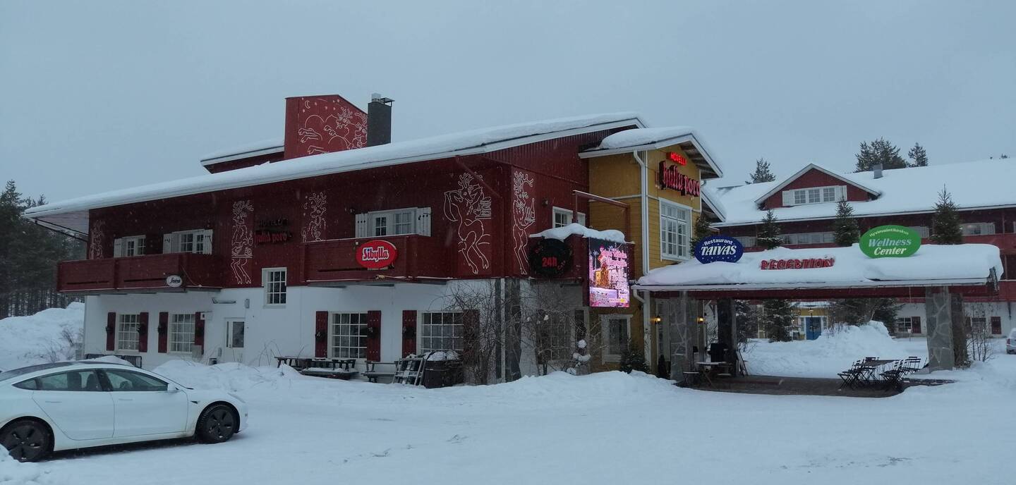 Unser Hotel "Hullu Poro"