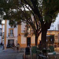 ...dieser gemütlich Platz hat uns gefallen...