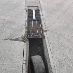 Unglaubliche Schlaglöcher 😂😂