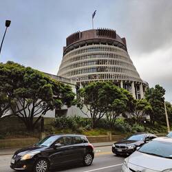 Hier noch einmal das Beehive in seiner vollen Pracht. :)