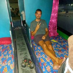 Nein, das ist kein Sitz für Thomas. Das ist UNSER Bett für die Nacht 😄 alles halb so schlimm 😉