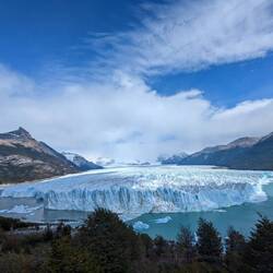 Glacier Perito Moreno from the walkways