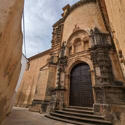 Door to Iglesia (Church) de Santa María la Mayor