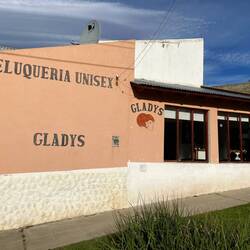 Hat der Friseur am Samstagabend um 18.30 Uhr überhaupt geöffnet?