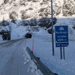 Der Scheitelpunkt des Tunnels ist 212 Meter unter dem Meeresspiegel.