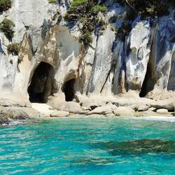 In diesen Höhlen wird neuerdings geheiratet, wenn es Mal ganz ausgefallen sein soll ;)