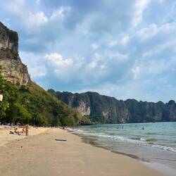 The limestone cliffs are quite dramatic