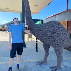 Christian musste noch einen drauf setzen: ein moa (ausgestorben)